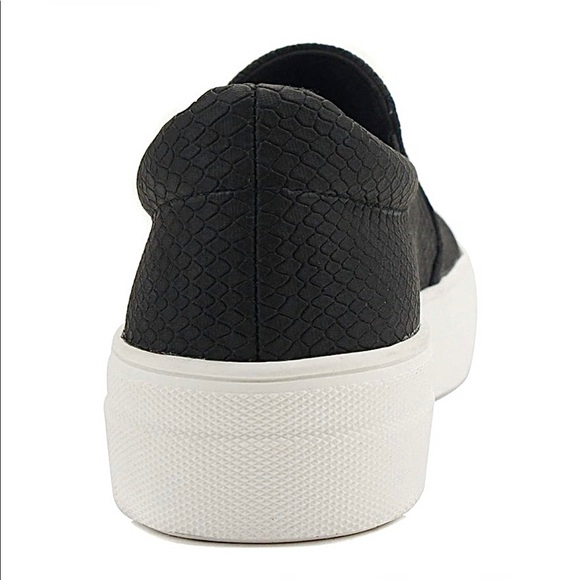 Black Snake Print Embossed Slip On Sneakers - Picture 4 of 10